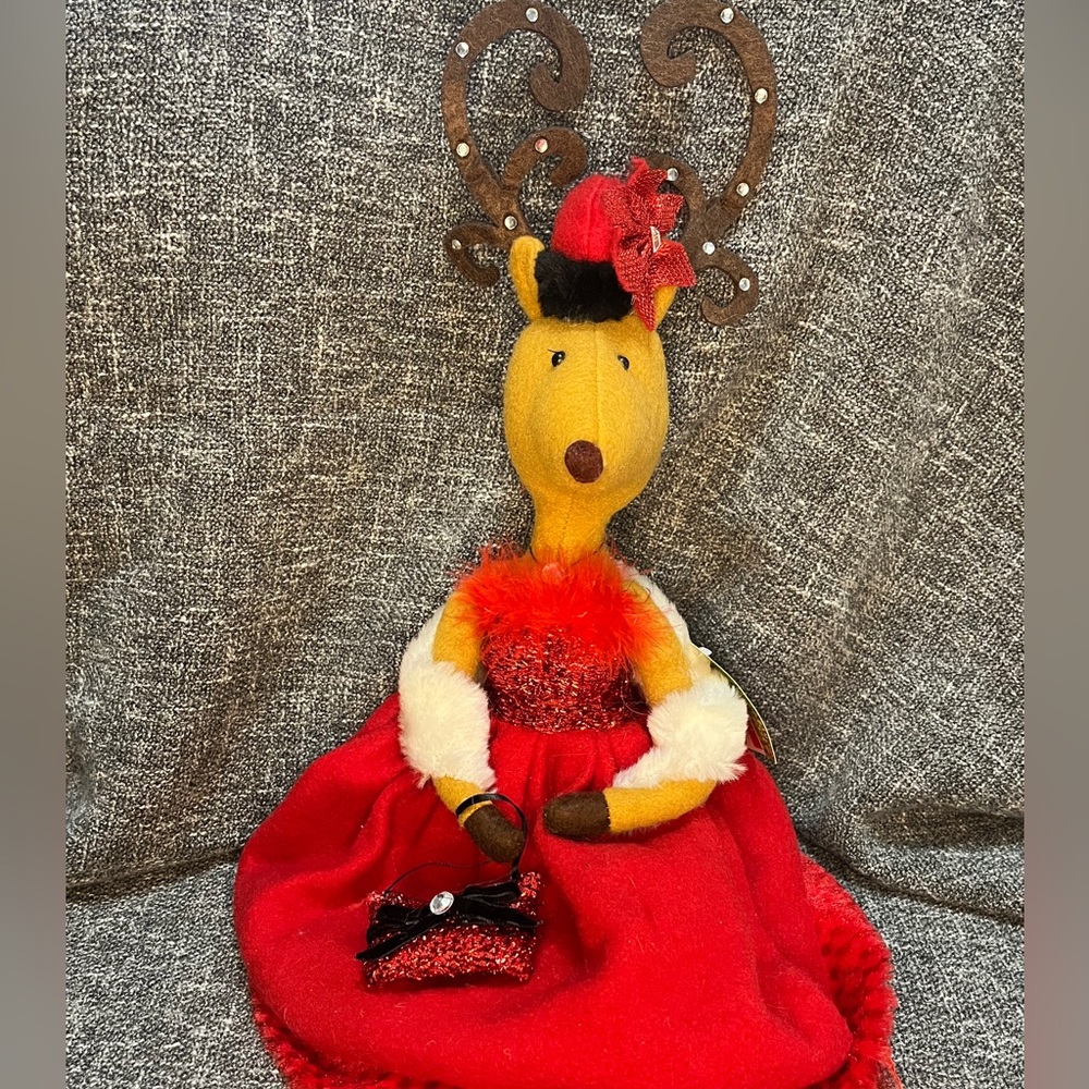 Christmas Reindeer - Picture 1 of 3